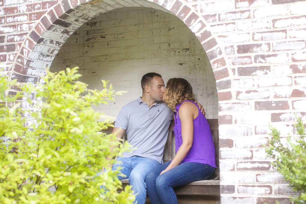 casual-engagement-session-at-blady-farm