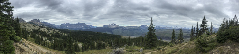 highline-trail-near-granite-park-chalet-glacier-national-park-montana