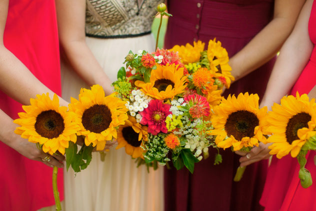 sunflower-wedding-bouquets