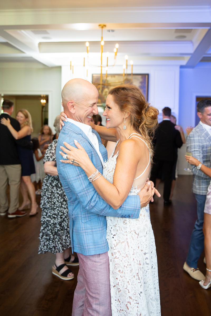 Couple's first dance at Forest Creek wedding in Pinehurst, North Carolina